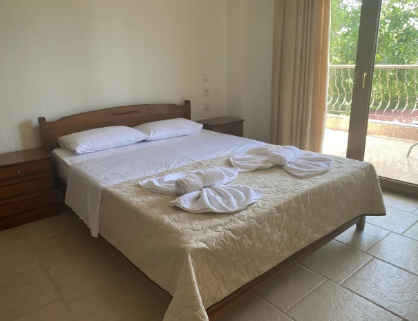 one bedroom apartment BEDROOM